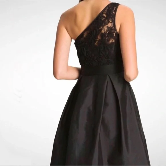 Monique Lhuillier One Shoulder Fit & Flare Cocktail Dress Black Size 10 - Picture 2 of 14